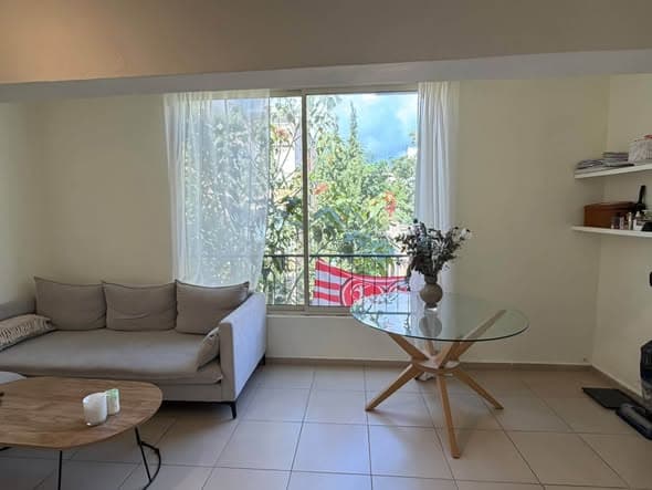 2 room rental in Lev HaIr