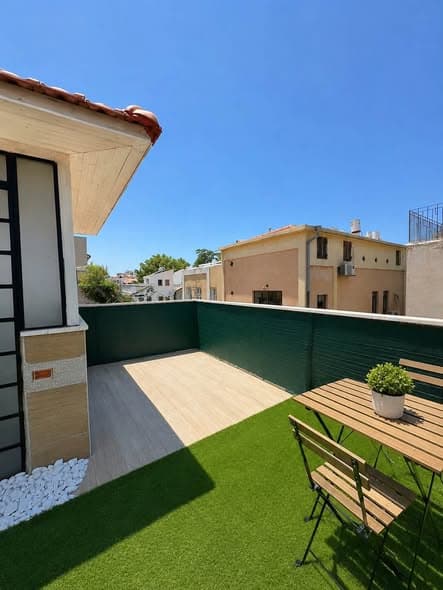 2 room rental in Neve Tzedek
