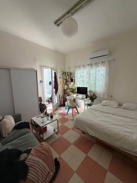 1 room rental in Lev HaIr