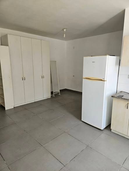 1 room rental in Lev HaIr