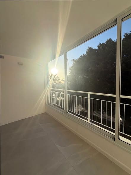 5 room rental in Old North