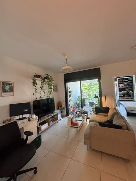 2 room rental in Lev HaIr