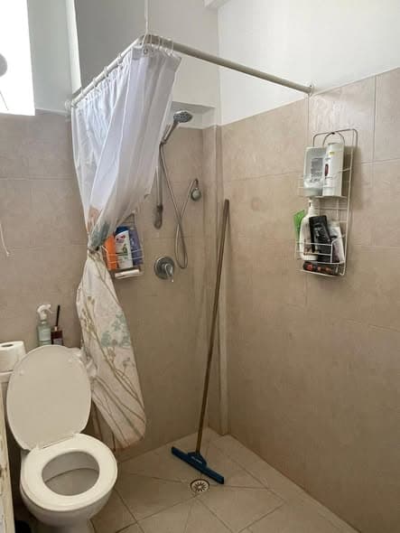 1 room rental in Old North - Photo 3