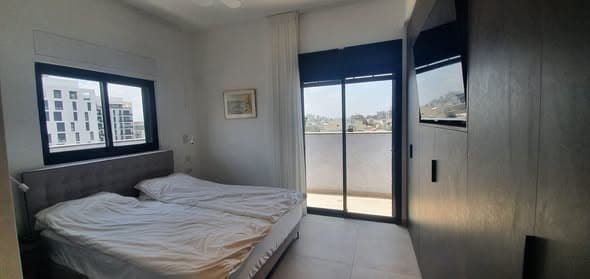 3 room rental in Florentin - Photo 4