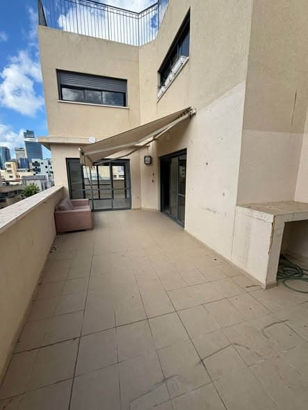 3 room rental in Lev HaIr - Photo 2