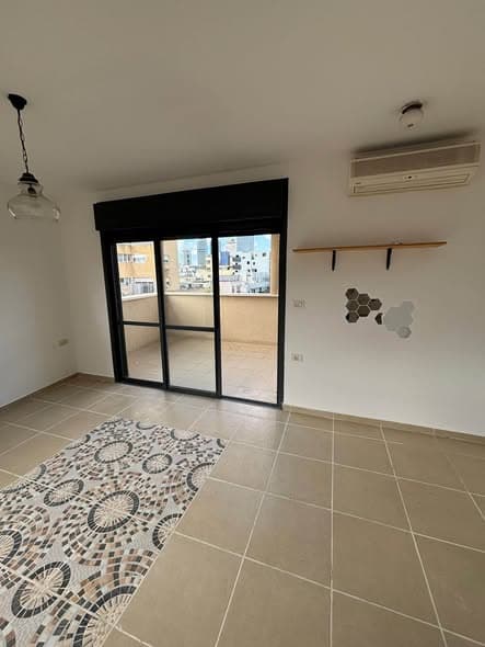 3 room rental in Lev HaIr - Photo 3