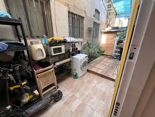  rental in Florentin - Photo 2