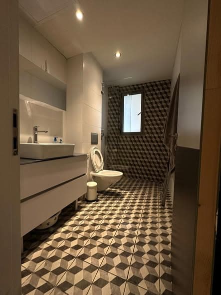 3 room rental in Florentin - Photo 3
