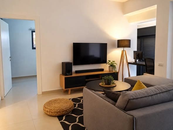 3 room rental in Lev HaIr