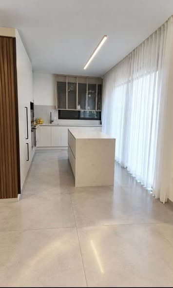 3 room rental in Old North