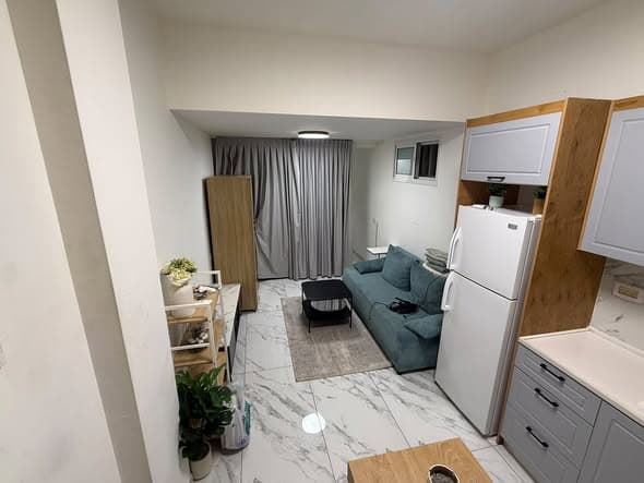 1 room rental in Kerem HaTeimanim