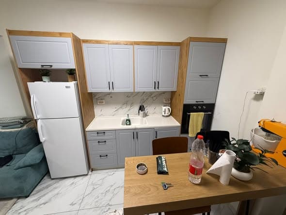 1 room rental in Kerem HaTeimanim