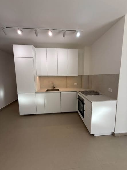 3 room rental in Old North