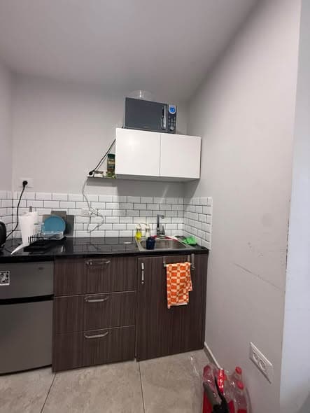 1 room rental in Florentin - Photo 2