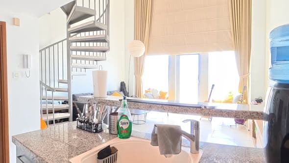 1 room rental in Neve Tzedek