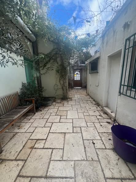 1 room rental in Jaffa
