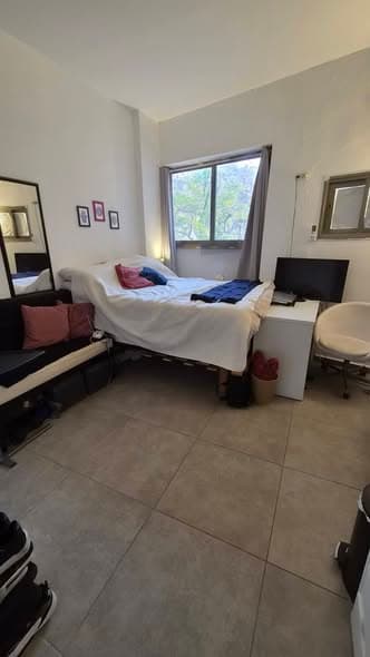 1 room rental in Lev HaIr