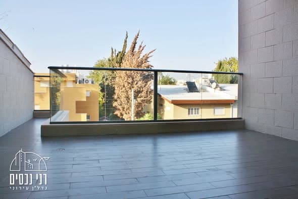 5 room rental in Ramat Aviv - Photo 3