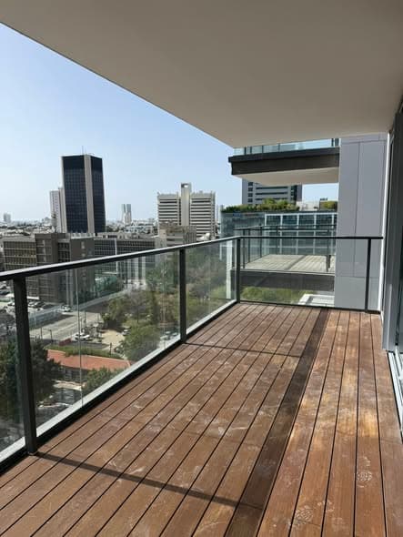 2 room rental in Lev HaIr - Photo 2