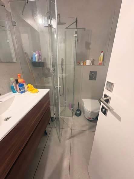 3 room rental in Florentin - Photo 2