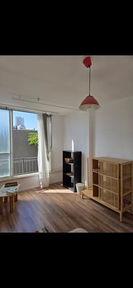  rental in Florentin - Photo 2