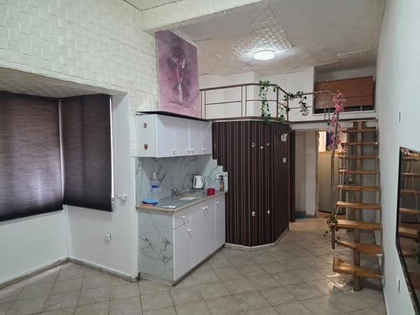  rental in Florentin - Photo 1