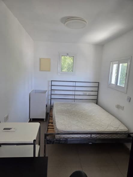 1 room rental in Old North - Photo 2