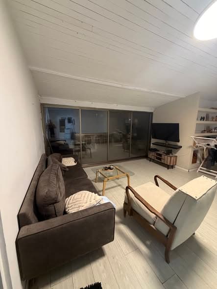 4 room rental in Old North - Photo 2