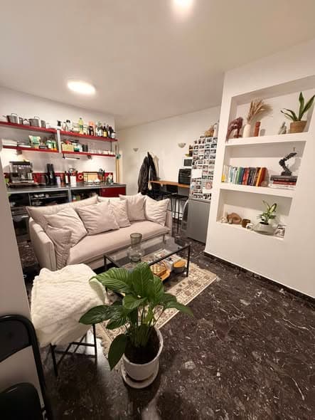2 room rental in Lev HaIr - Photo 2