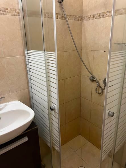 3 room rental in Old North - Photo 4