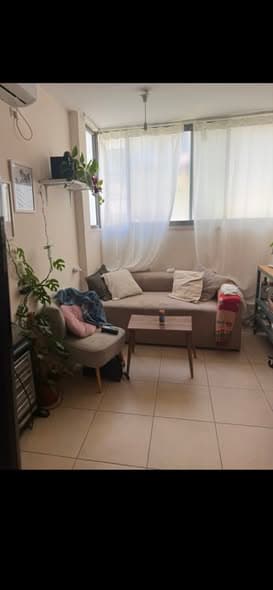 2 room rental in Florentin - Photo 2
