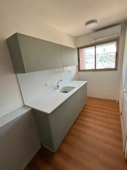 2 room rental in Florentin - Photo 2