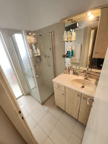 4 room rental in Old North - Photo 3