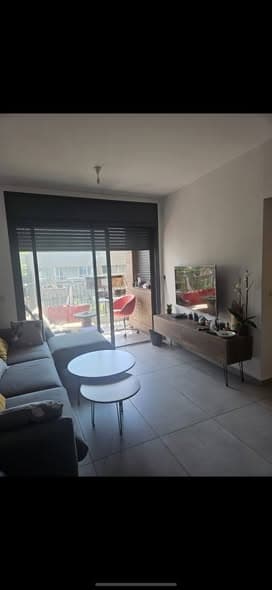 3 room rental in Florentin - Photo 4