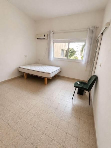 5 room rental in Old North