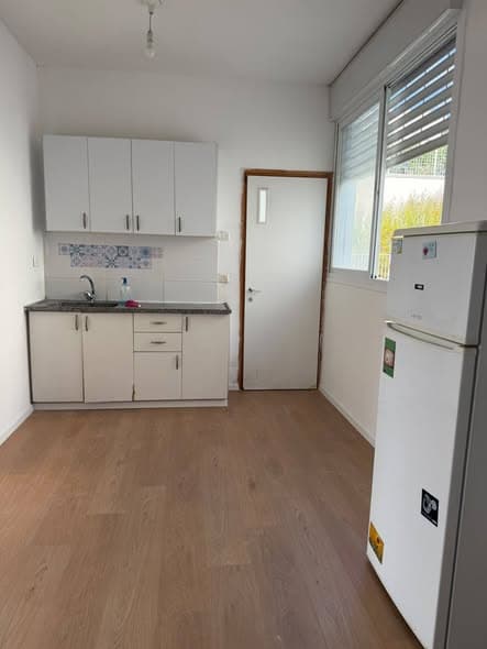 4 room rental in Lev HaIr
