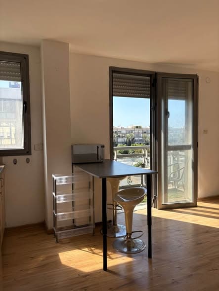 2 room rental in Old North