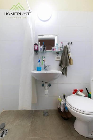 3 room rental in Florentin - Photo 3