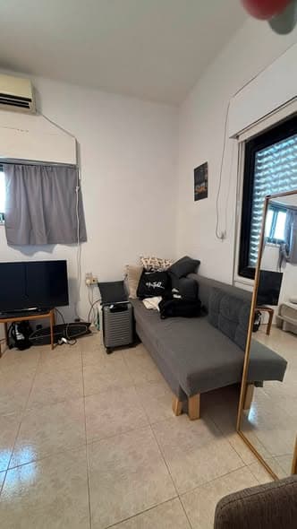 1 room rental in Lev HaIr