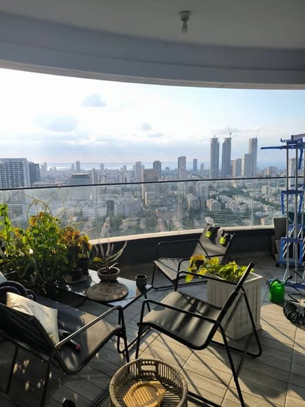 4 room rental in Old North
