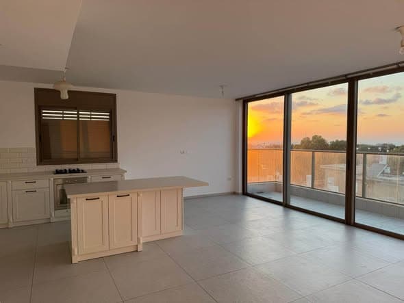 4 room rental in Old North