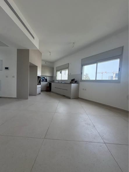 4 room rental in Old North - Photo 4