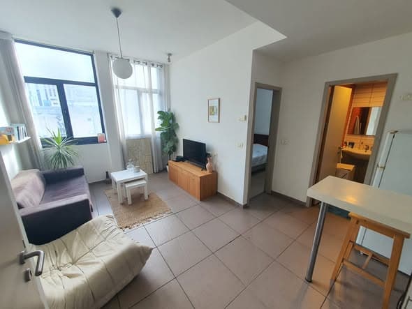 2 room rental in Lev HaIr - Photo 3