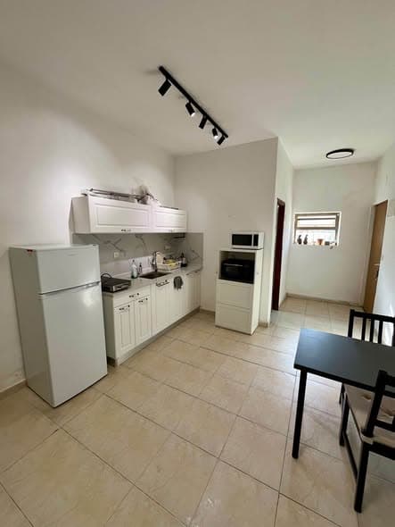2 room rental in Jaffa - Photo 3