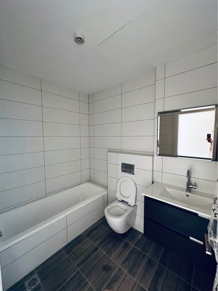 5 room rental in Old North