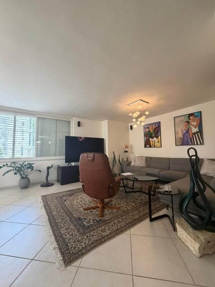 3 room rental in Old North - Photo 1