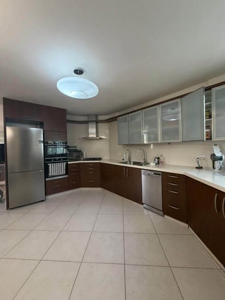 3 room rental in Old North - Photo 4