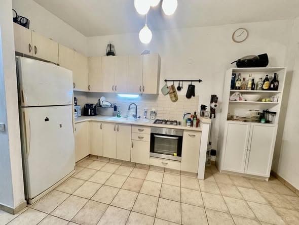 5 room rental in Lev HaIr