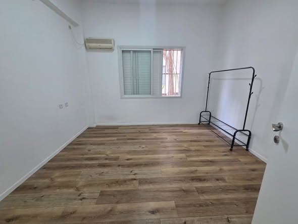3 room rental in Old North - Photo 2