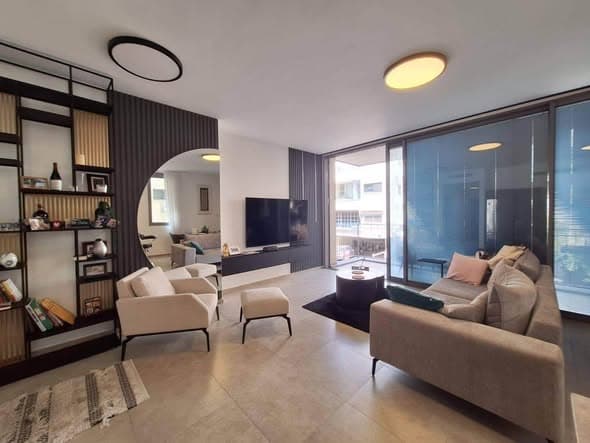 3 room rental in Lev HaIr